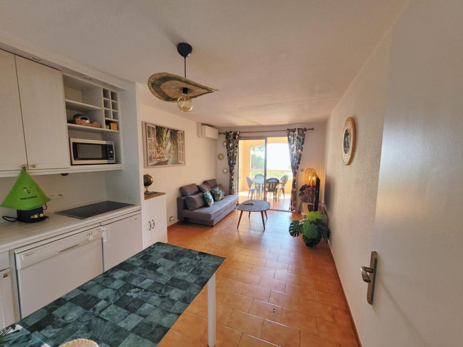 Appartement Vue Mer 200 M Des Plages - Djumbo Sainte-Maxime Exterior photo